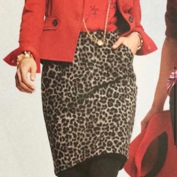 CAbi Leopard Jungle Grey Neutral Animal Print Exposed Zipper Skirt with Pockets - Picture 9 of 13